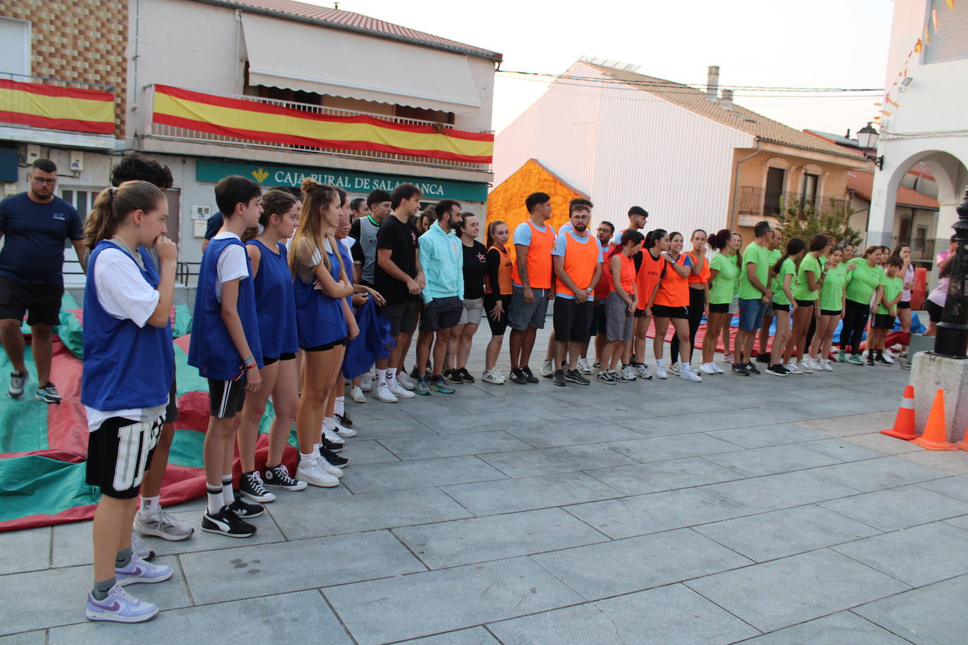 Las peñas disfrutan con las fiestas de Ledrada