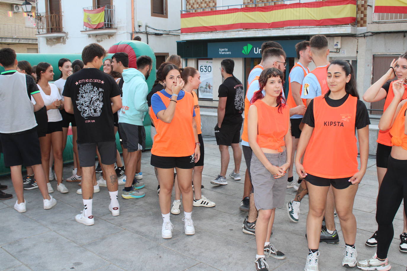 Las peñas disfrutan con las fiestas de Ledrada