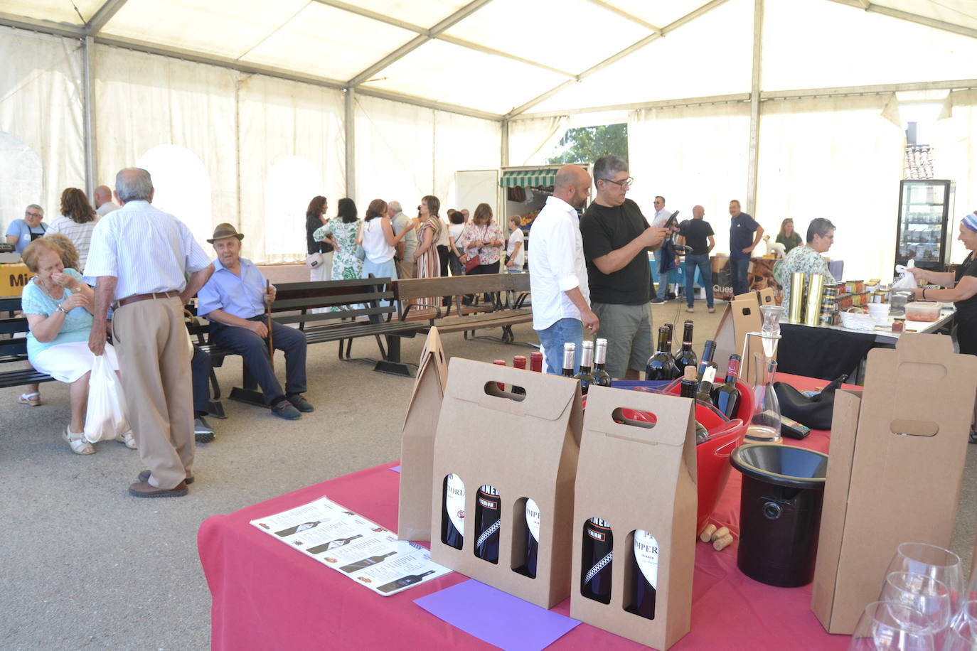 Los productos locales marcan el paso en Bogajo