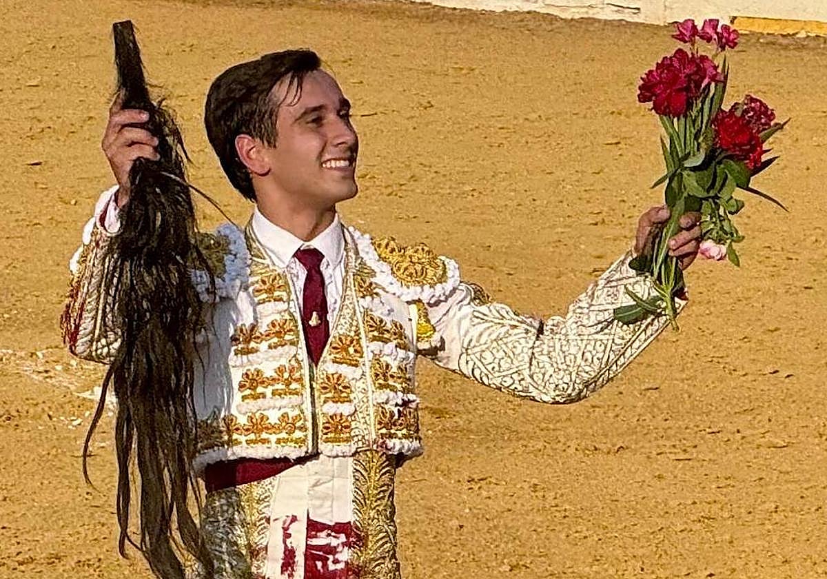 Escribano e Ismael Martín, a hombros en La Florida