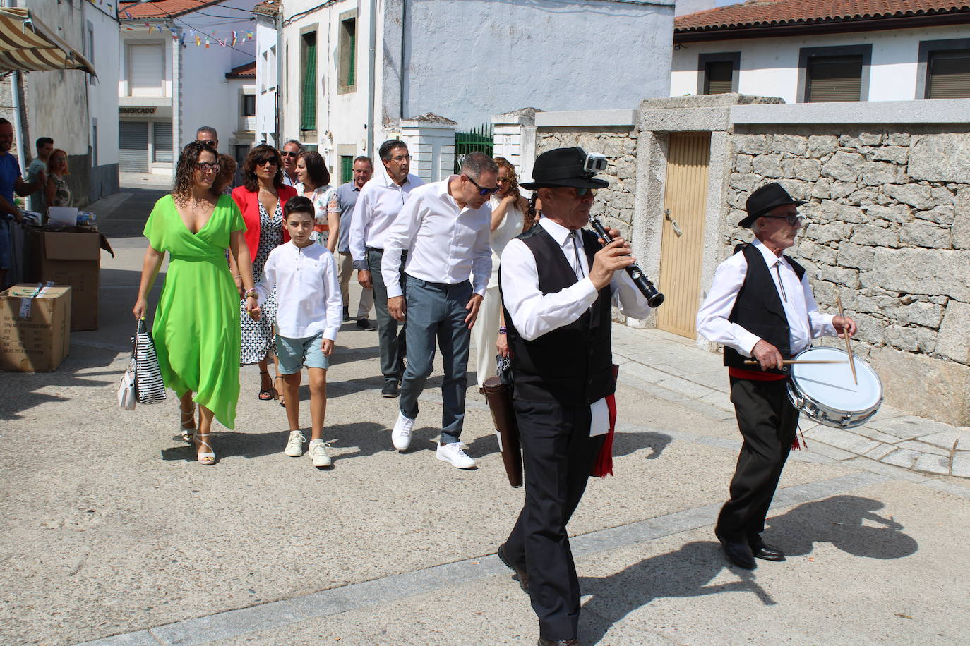 Los Santos acompaña a San Bartolo en el día grande de su fiesta