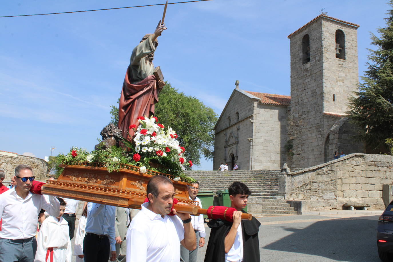 Los Santos acompaña a San Bartolo en el día grande de su fiesta