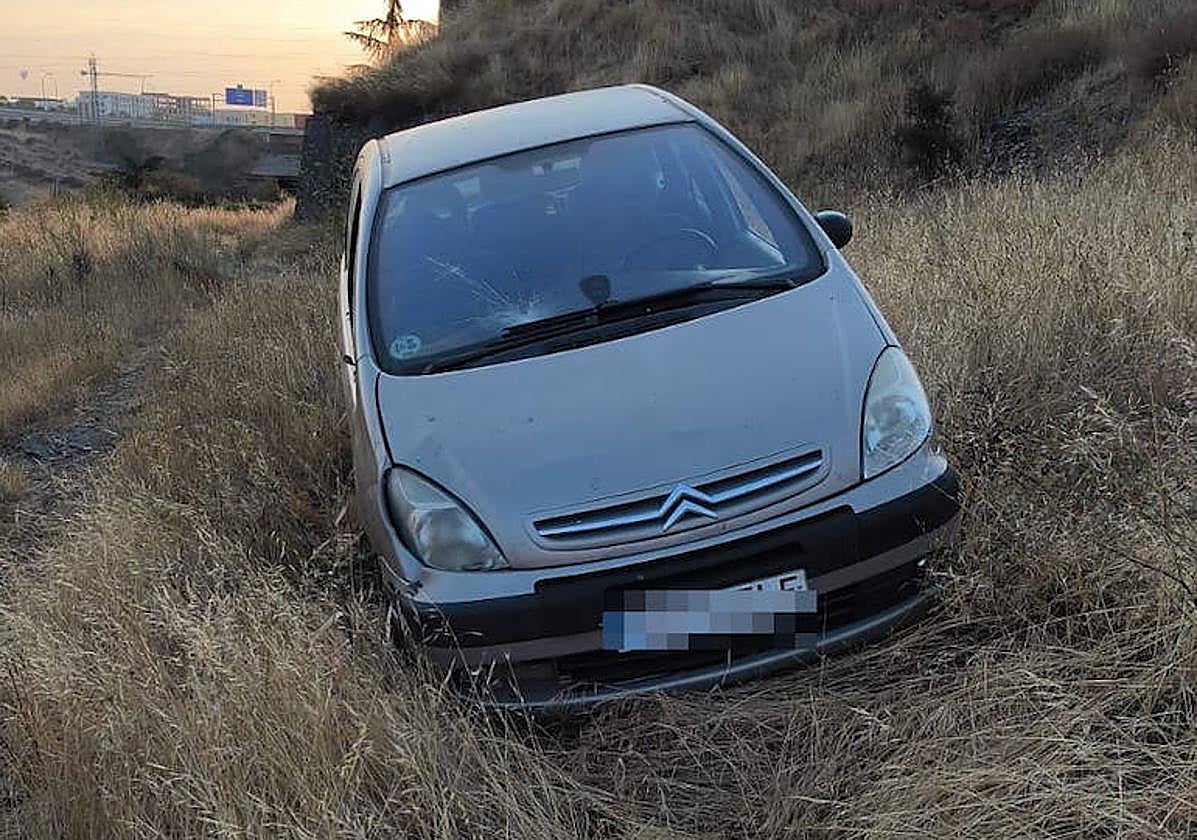 Imagen del vehículo, localizado en este paraje de Tejares.