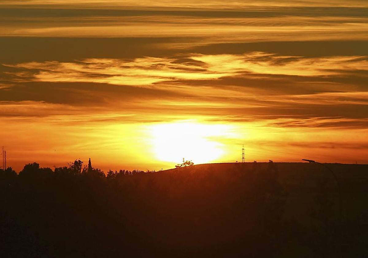 La puesta de sol del atardecer.