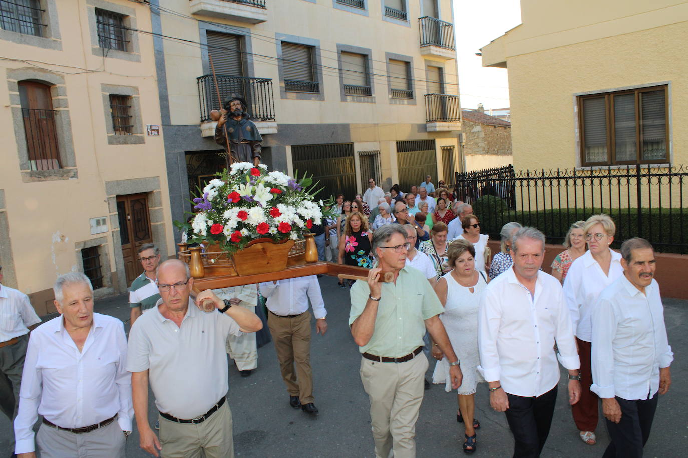 San Roque sale de nuevo a la calle en Ledrada