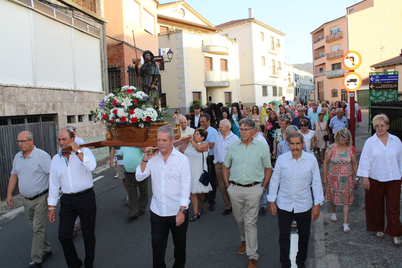 San Roque sale de nuevo a la calle en Ledrada