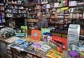 La vuelta al cole se mantiene estable con un gasto de 300 euros por niño en libros