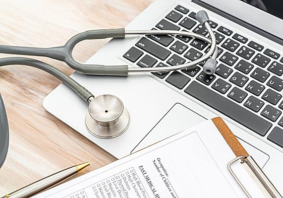 Cuatro de cada diez españoles creen que los seguros de salud son uno de los mejores beneficios que una empresa puede ofrecer