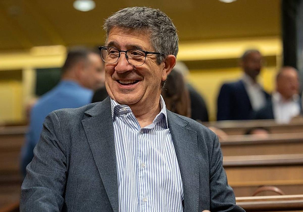 El portavoz del Grupo Socialista en el Congreso, Patxi López.
