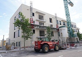 Trabajos de construcción en un edificio de viviendas.