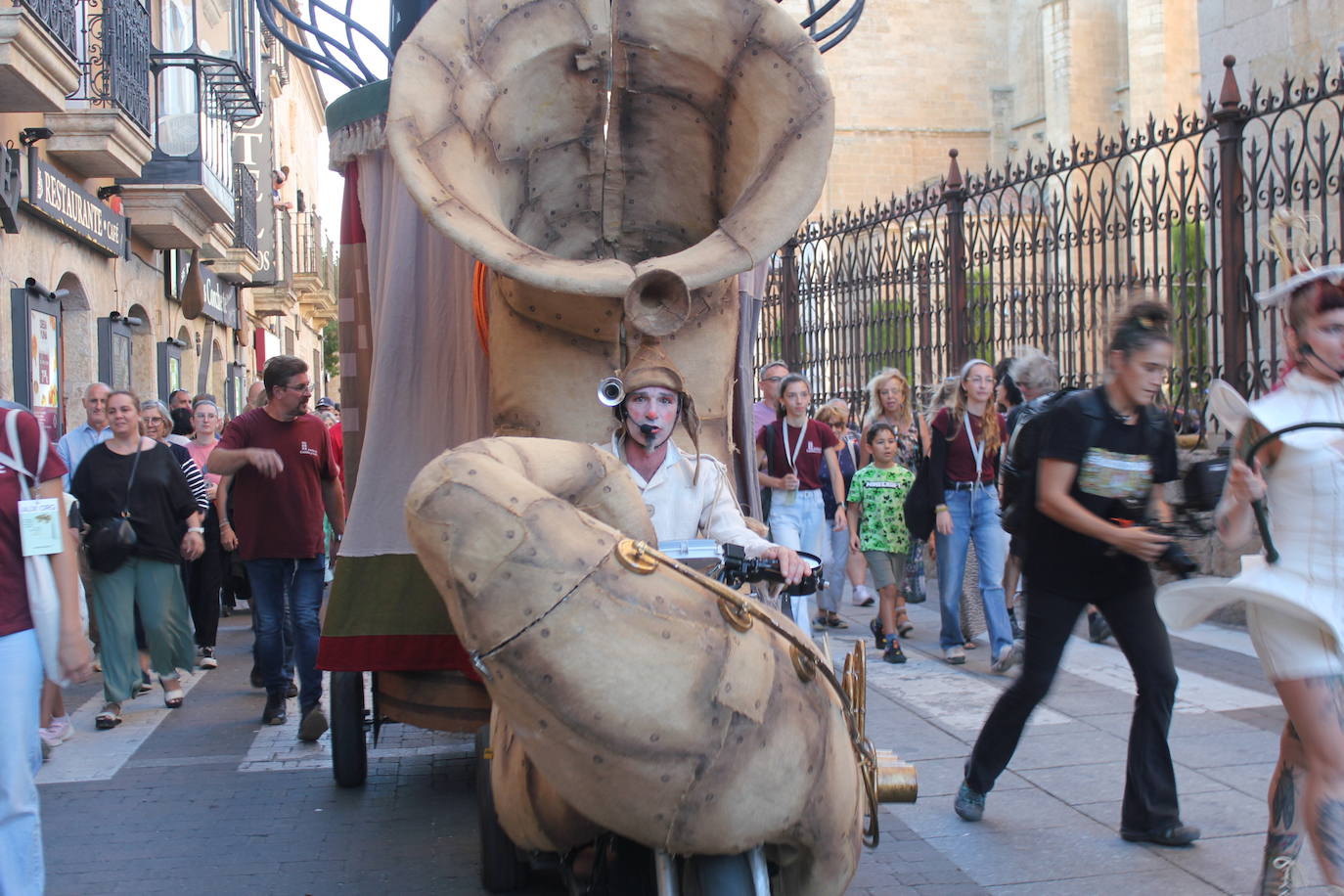 Penúltima jornada de la Feria de Teatro en Ciudad Rodrigo: dos estrenos absolutos e impronta internacional