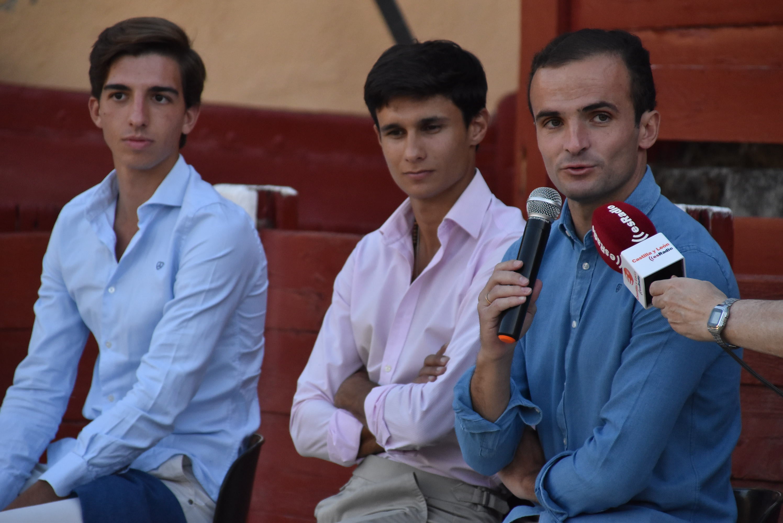 Damián Castaño, Manuel Diosleguarde y Julio Norte animan a los aficionados a llenar &quot;La Ancianita&quot; el día 8