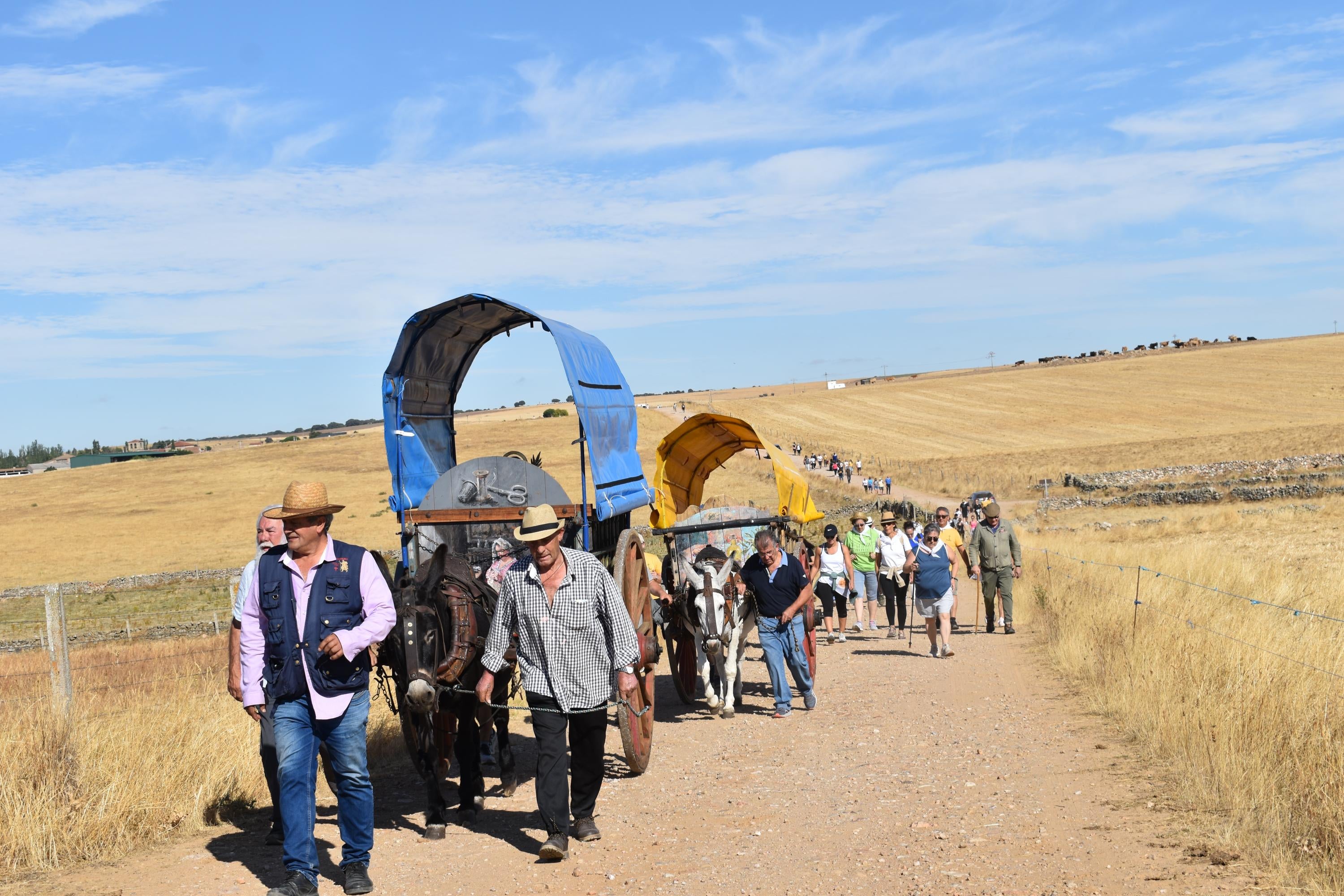 Unión y esperanza con la primera piedra para recuperar la antigua ermita de la Cuesta de San Pelayo