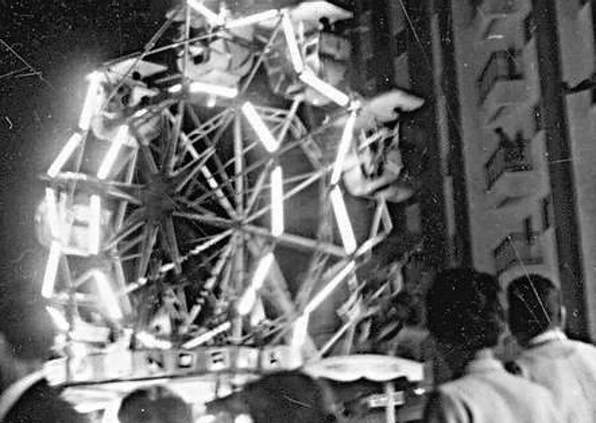 Imagen secundaria 1 - El traganiños (arriba), la noria de la avenida Portugal en los años 60 (izquierda) y el gran tobogán (derecha).