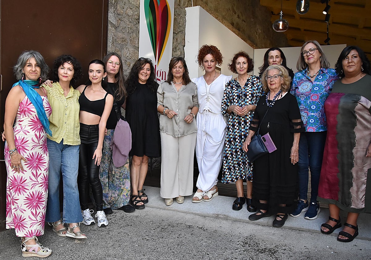 17 artistas muestran sus obras en una exposición en Béjar