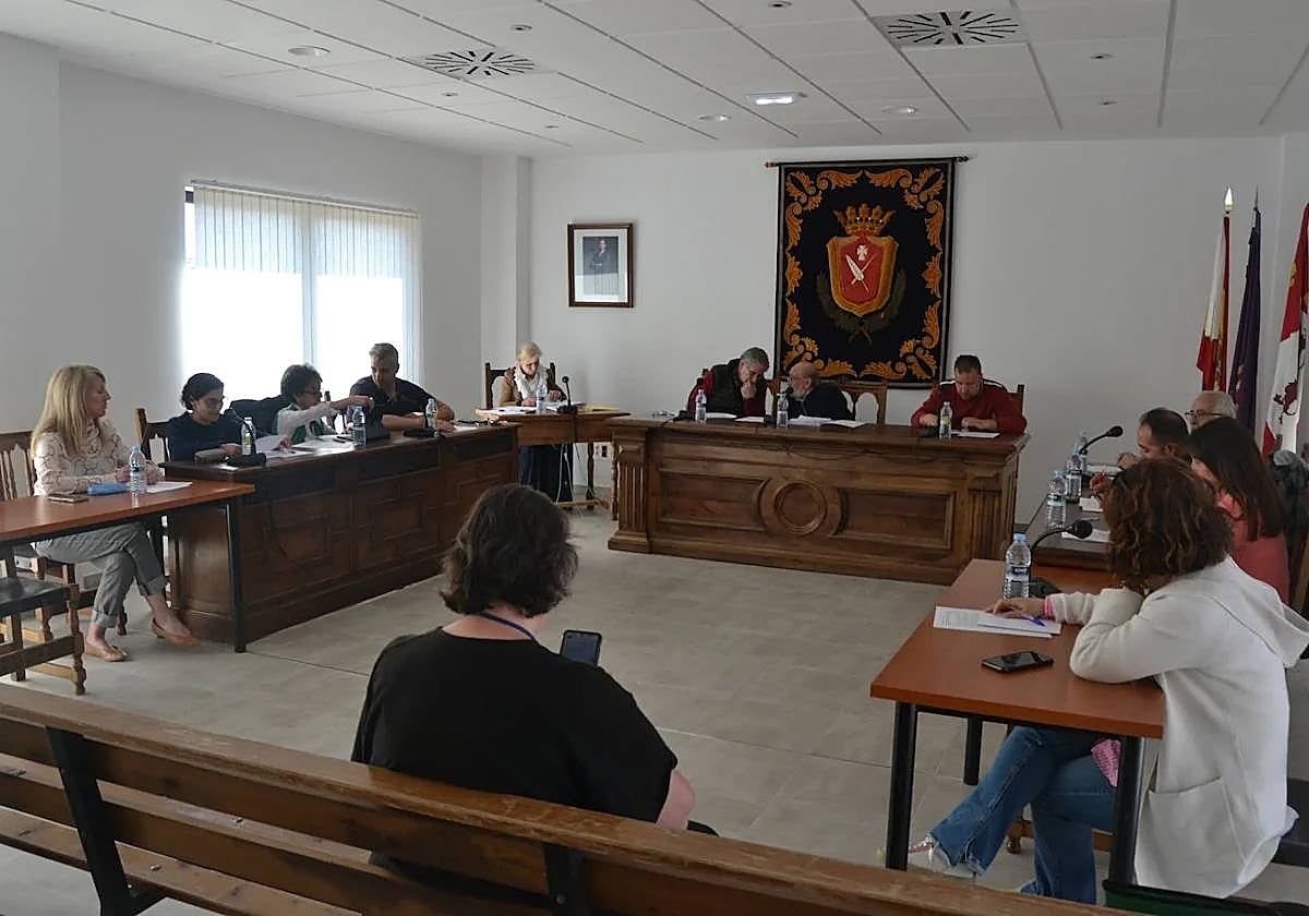 Imagen de archivo de una sesión plenaria pasada en Vitigudino