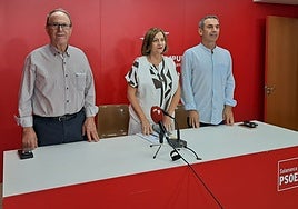 Agapito Pascual, alcalde de El Payo; Carmen Ávila, alcaldesa de Peñaranda: y Miguel Ángel Luengo, alcalde de La Alberca