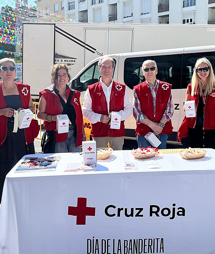 Imagen secundaria 2 - Cruz Roja recauda en Béjar 1138,20 euros gracias a la celebración del día de la banderita
