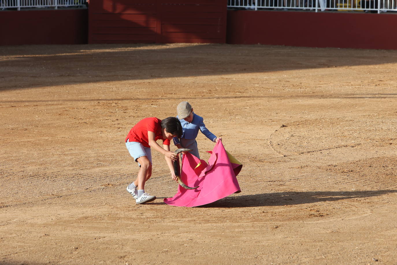 Dos orejas para Berdejo, Vanegas y Panero