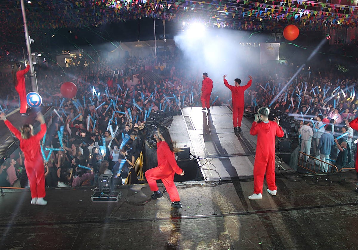 La Misión triunfa en la primera noche de verbena de las fiestas de Béjar