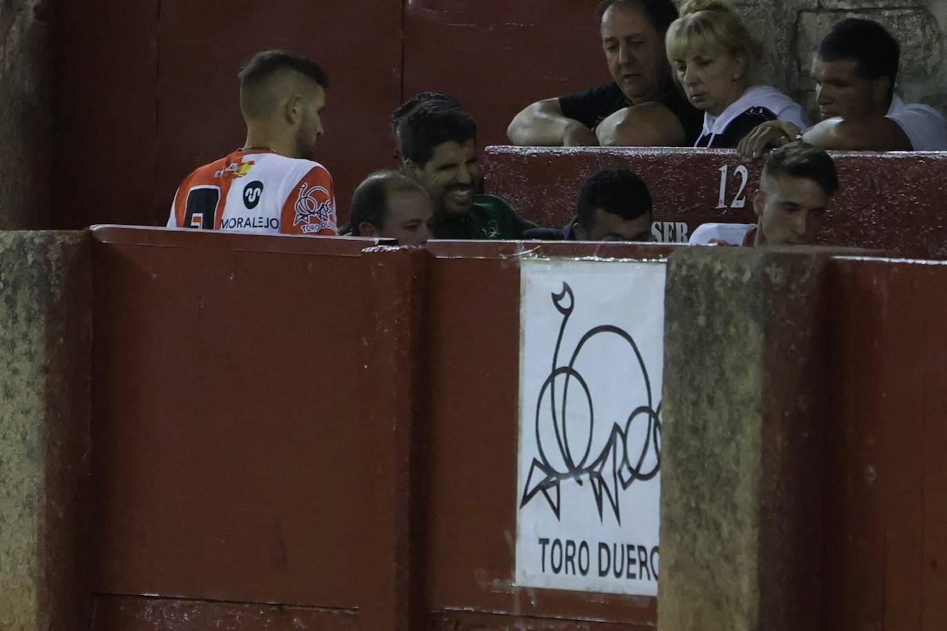 Las mejores imágenes del espectacular concurso de recortes que abrió la Feria en La Glorieta