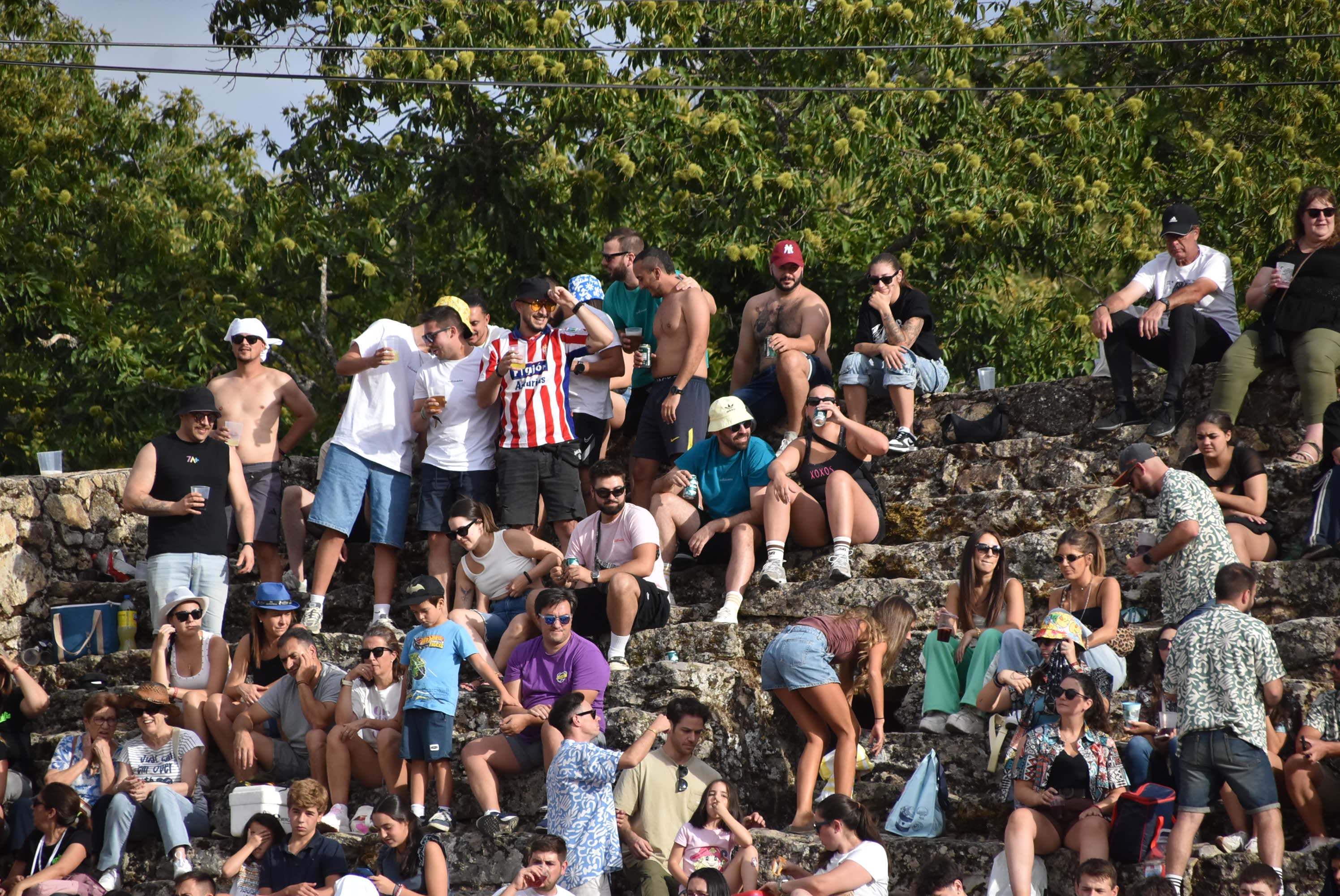 La peña &#039;El lokal&#039; gana las pruebas del Humor Amarillo en la plaza de toros de Béjar