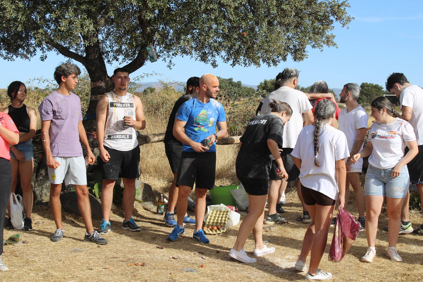 Los quintos protagonizan el día de fiesta en Gallegos de Solmirón