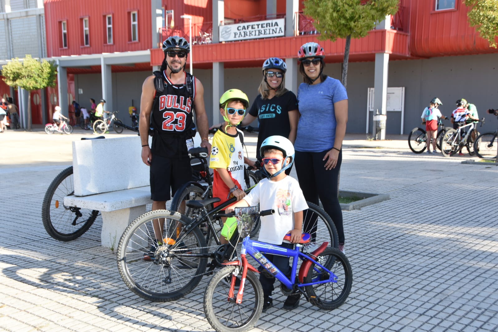 Villares &#039;pedalea&#039; un año más en familia