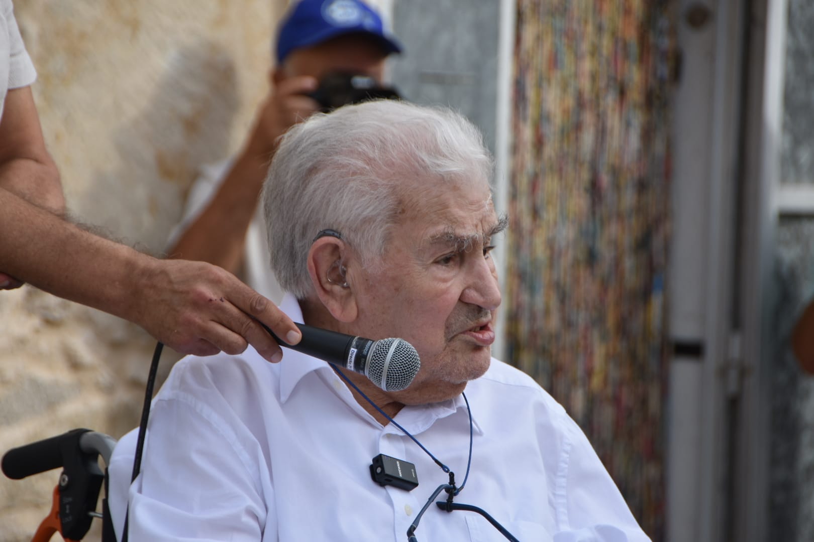 Antonio Gamoneda: &quot;Juzbado practica la rebeldía creadora&quot;