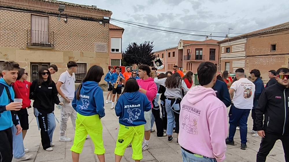 1.800 raciones de paella en Villoria