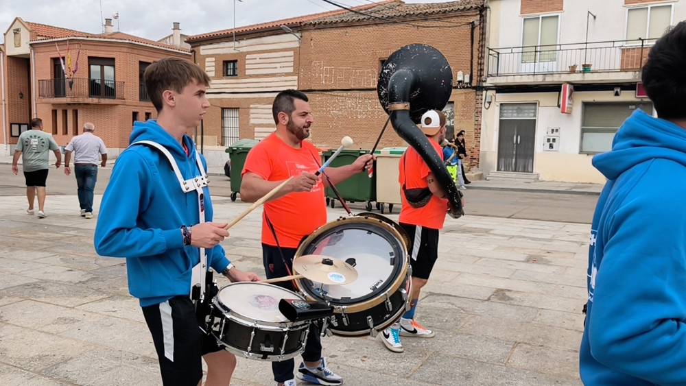 1.800 raciones de paella en Villoria