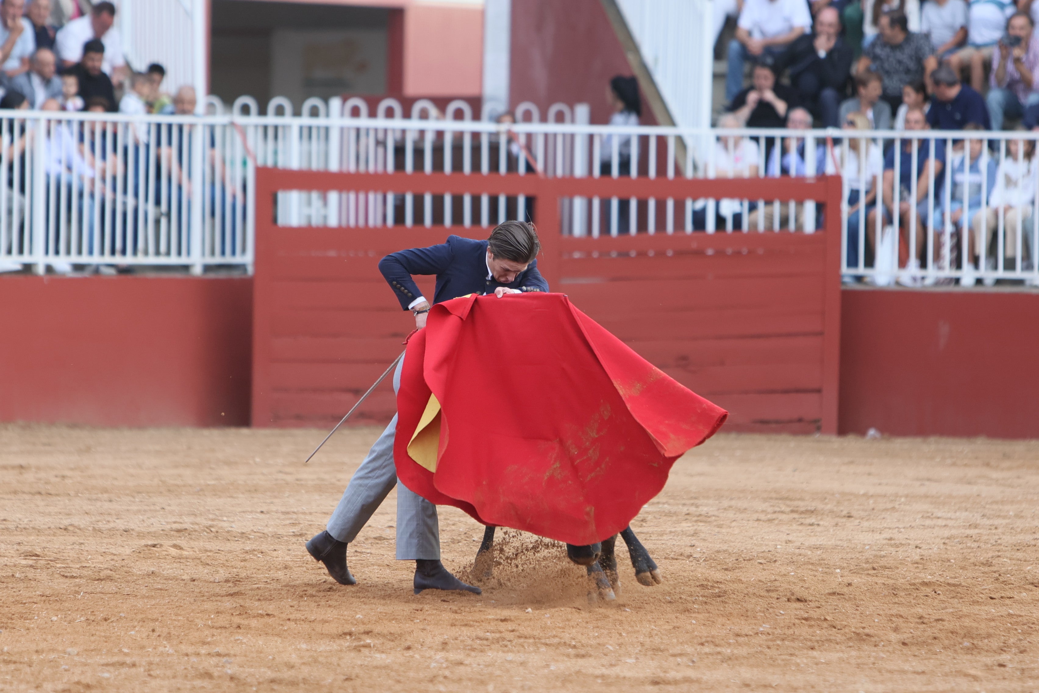 José Tomás Ortiz, triunfador en la clase práctica de tauromaquia