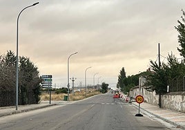 Paseo de la carretera de Madrid hasta el rdificio Tomás y Valiente.