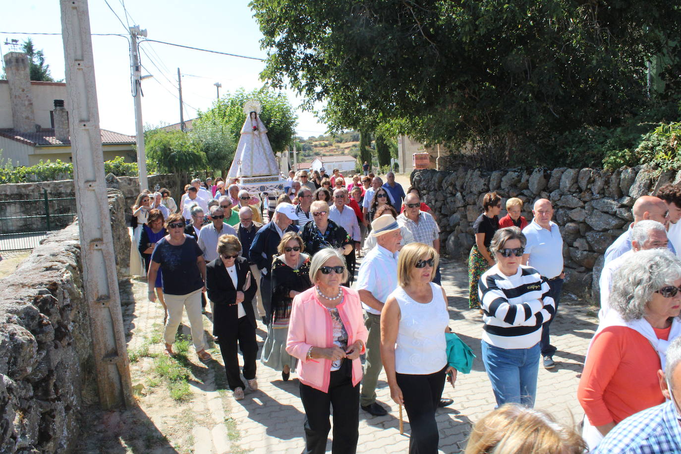 Gallegos de Solmirón entona el &quot;Adiós&quot; a la Virgen de Gracia Carrero