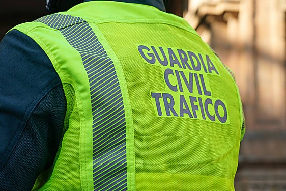 Un choque de dos turismos se salda con una mujer herida en El Bodón