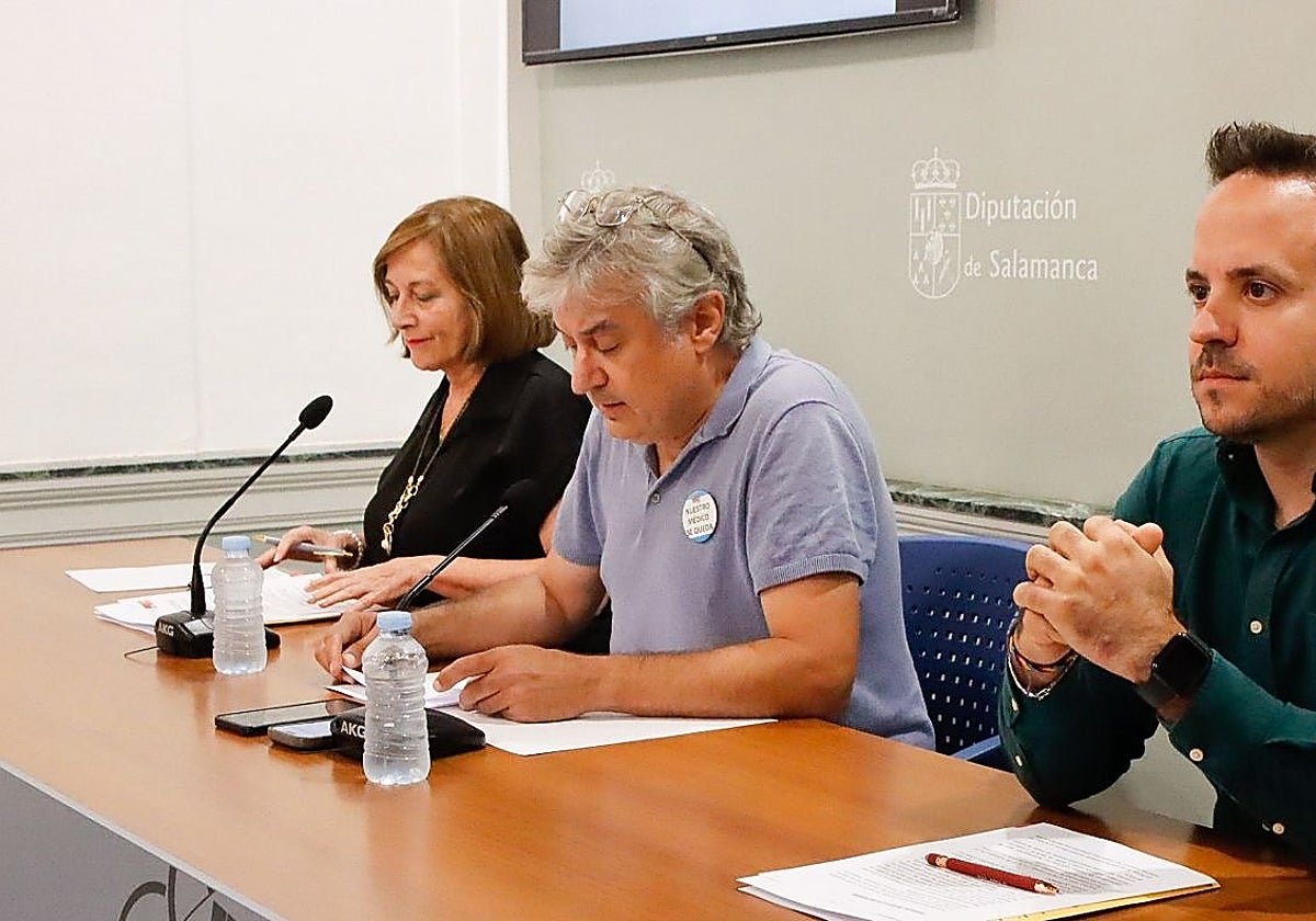 Los diputados socialistas Carmen Ávila, Fernando Rubio y Carlos García Chanca.
