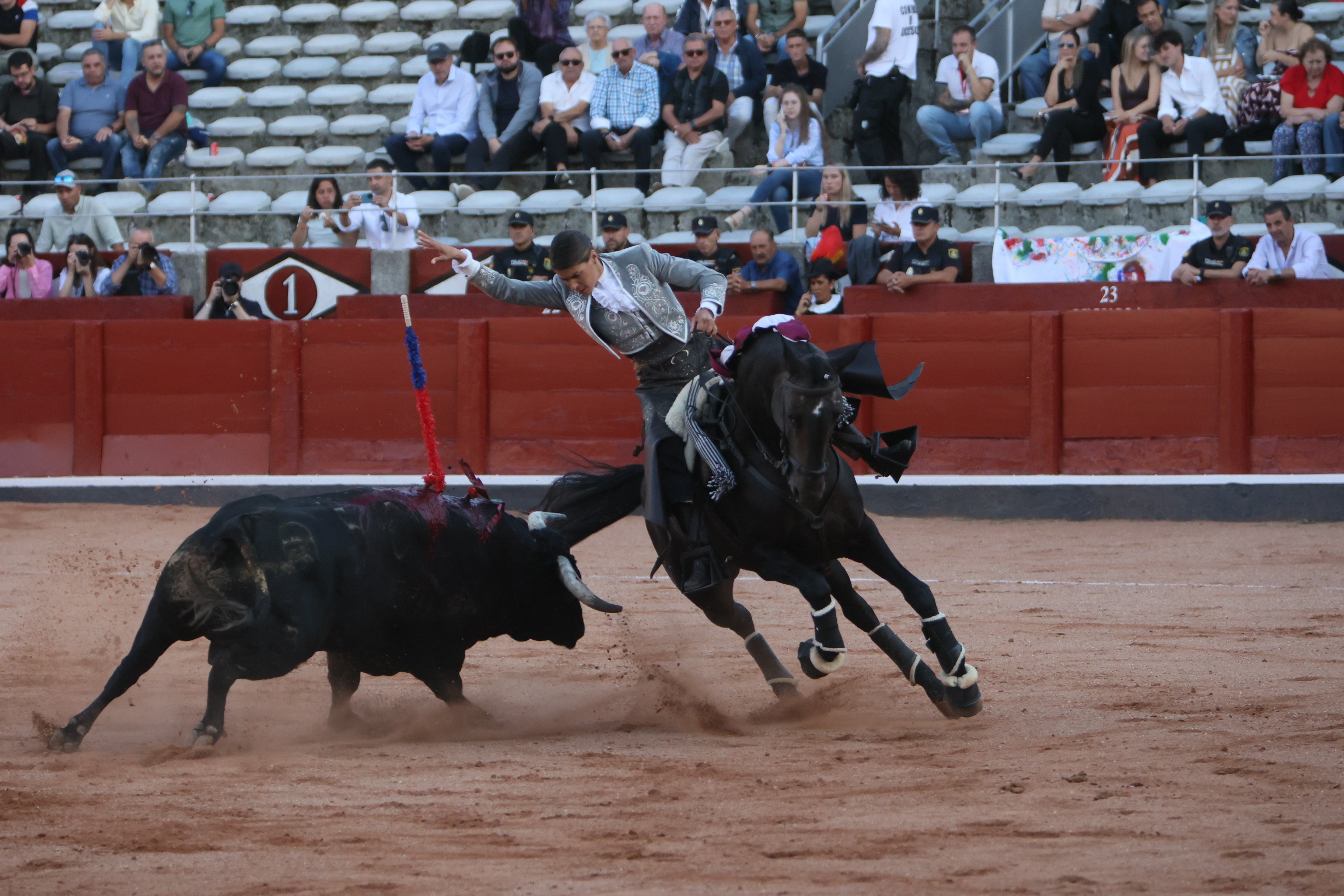 Las mejores imágenes de la novillada que abrió la Feria