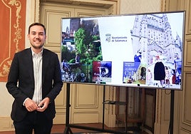 El concejal de Cultura y Turismo, Ángel Fernández, en la presentación del balance.