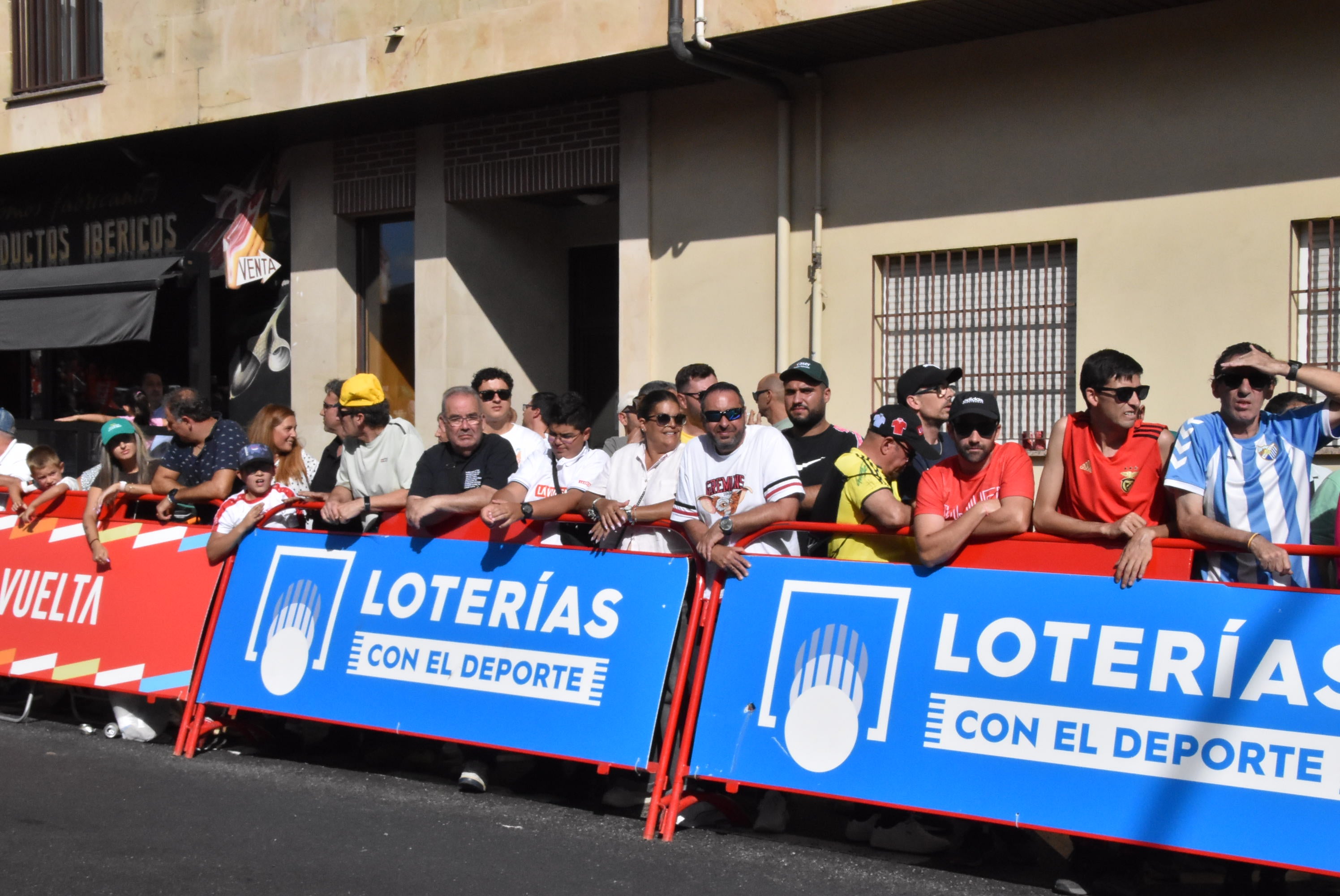 Guijuelo vive una gran jornada de ciclismo con gran ambiente en sus calles