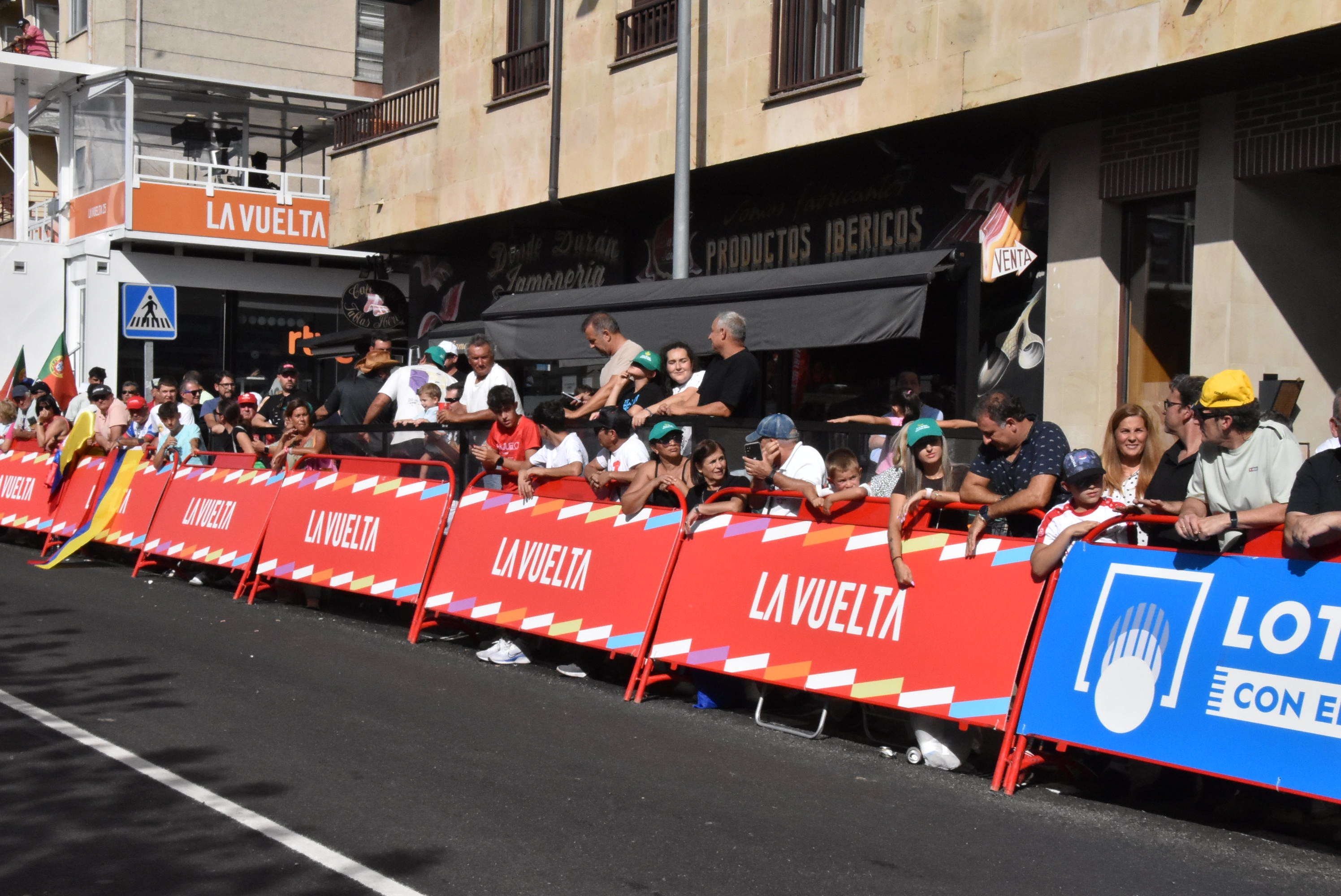 Guijuelo vive una gran jornada de ciclismo con gran ambiente en sus calles