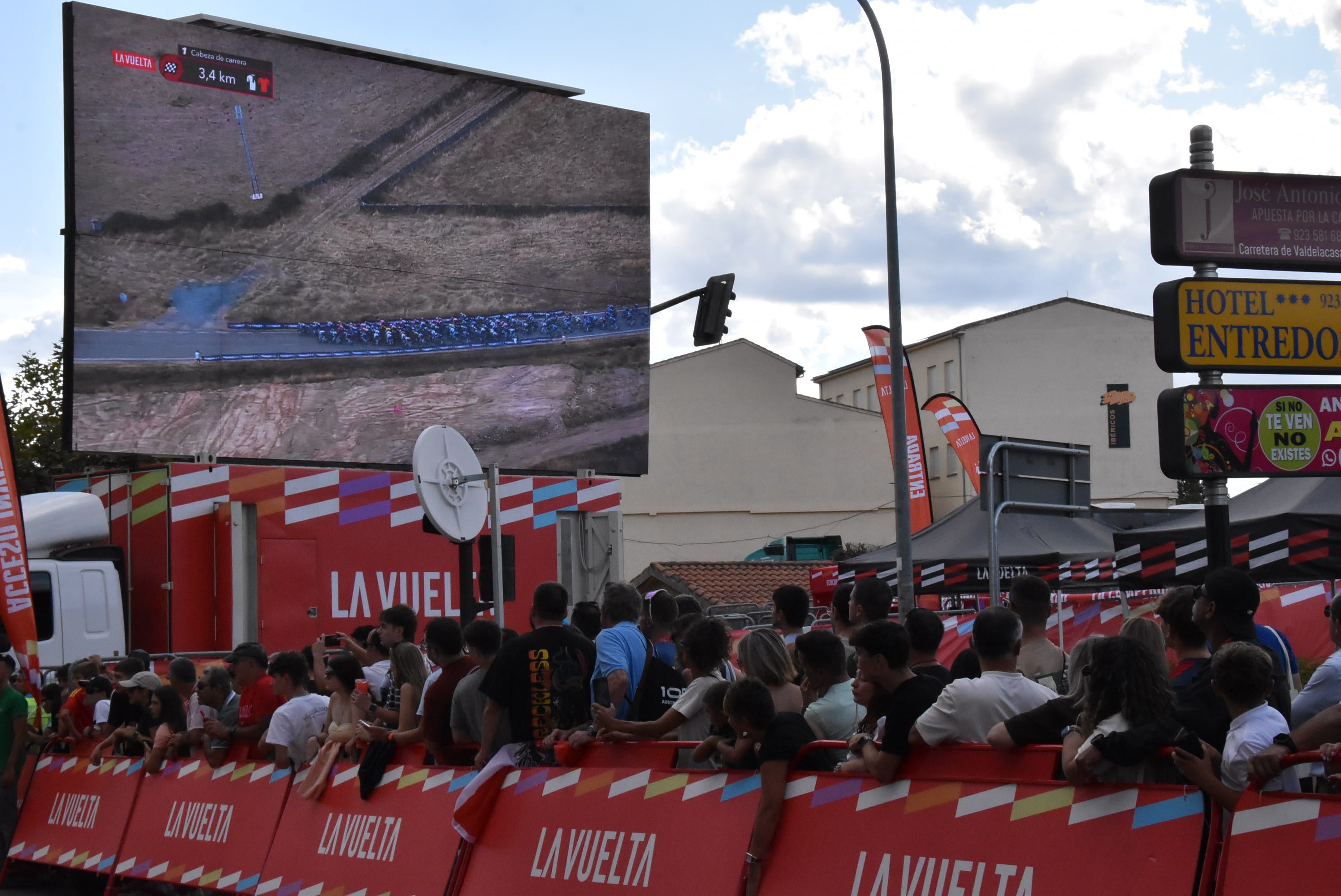 Guijuelo vive una gran jornada de ciclismo con gran ambiente en sus calles