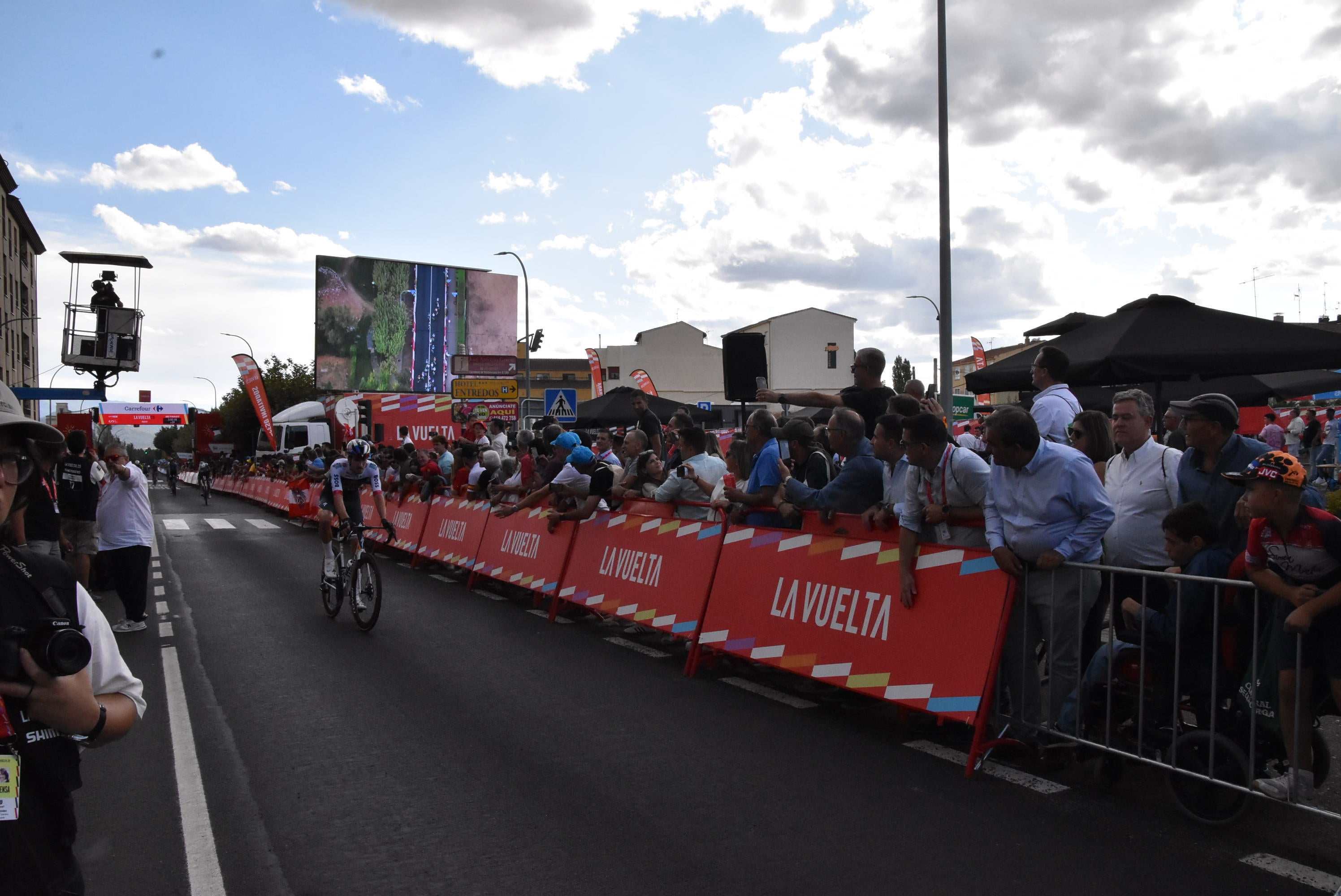 Guijuelo vive una gran jornada de ciclismo con gran ambiente en sus calles
