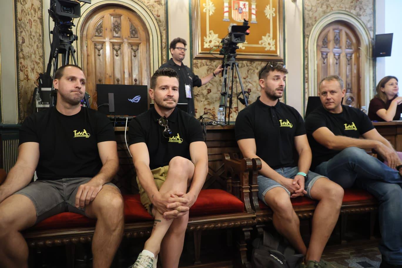 Imagen secundaria 1 - La gestión de los incendios enfrenta a PP y PSOE en la Diputación: «Han rebasado todos los límites morales»