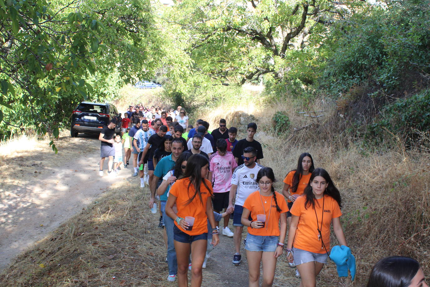 San Esteban de la Sierra celebra una intensa jornada de vísperas en honor al Cristo