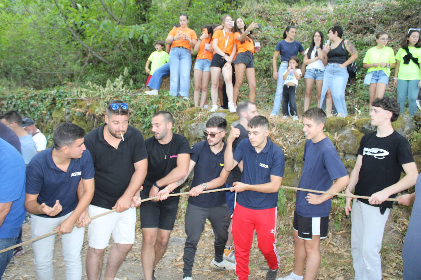 San Esteban de la Sierra celebra una intensa jornada de vísperas en honor al Cristo