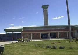 Imagen de la prisión de Topas, inaugurada en 1995, que ha llegado a acoger a más de 200 reclusos.