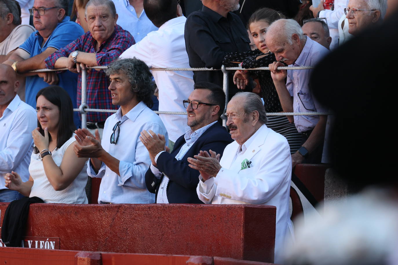 Las mejores imágenes de los tendidos de La Glorieta de este domingo