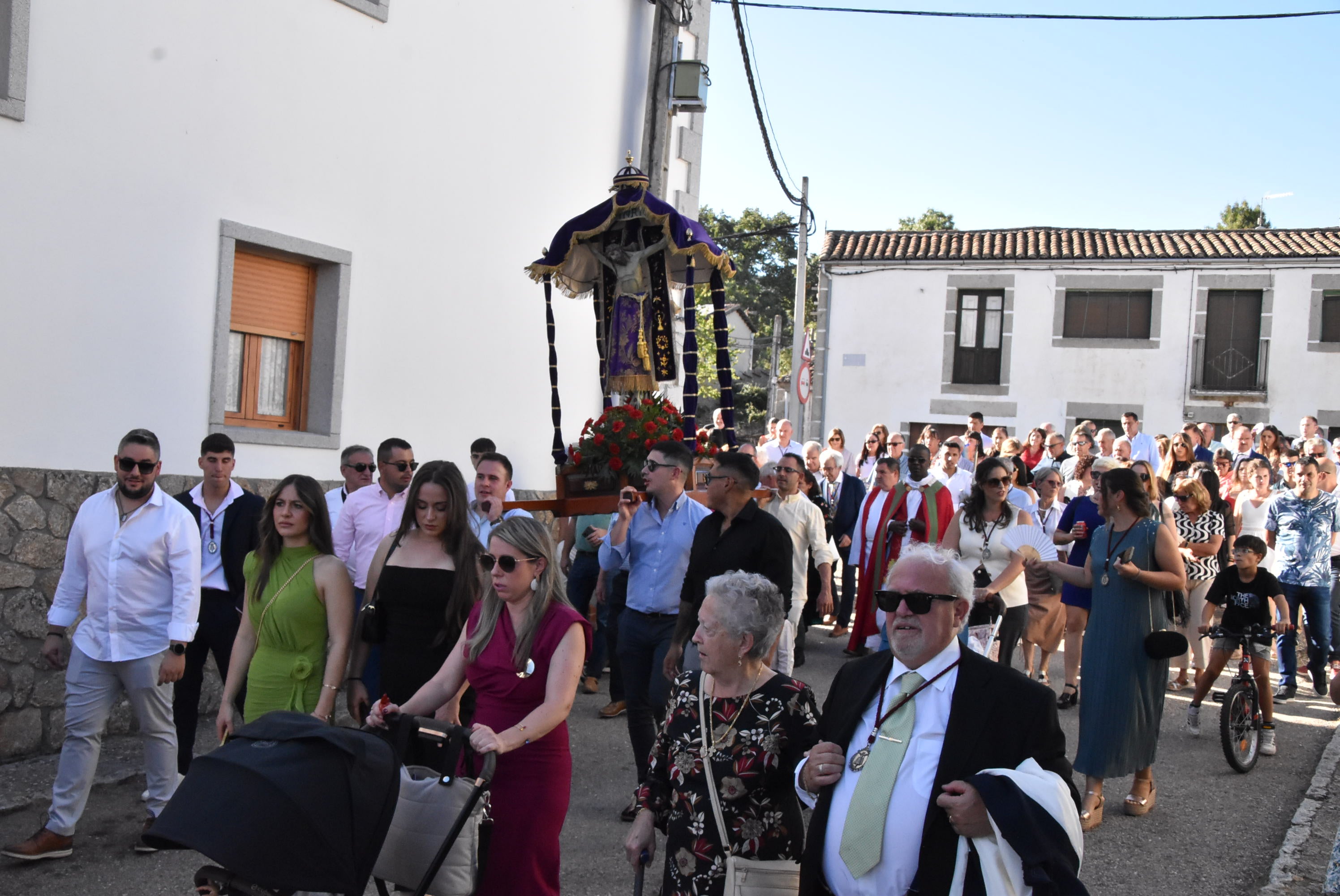 El Cristo de Valvanera vuelve a su ermita con sus fieles en Sorihuela