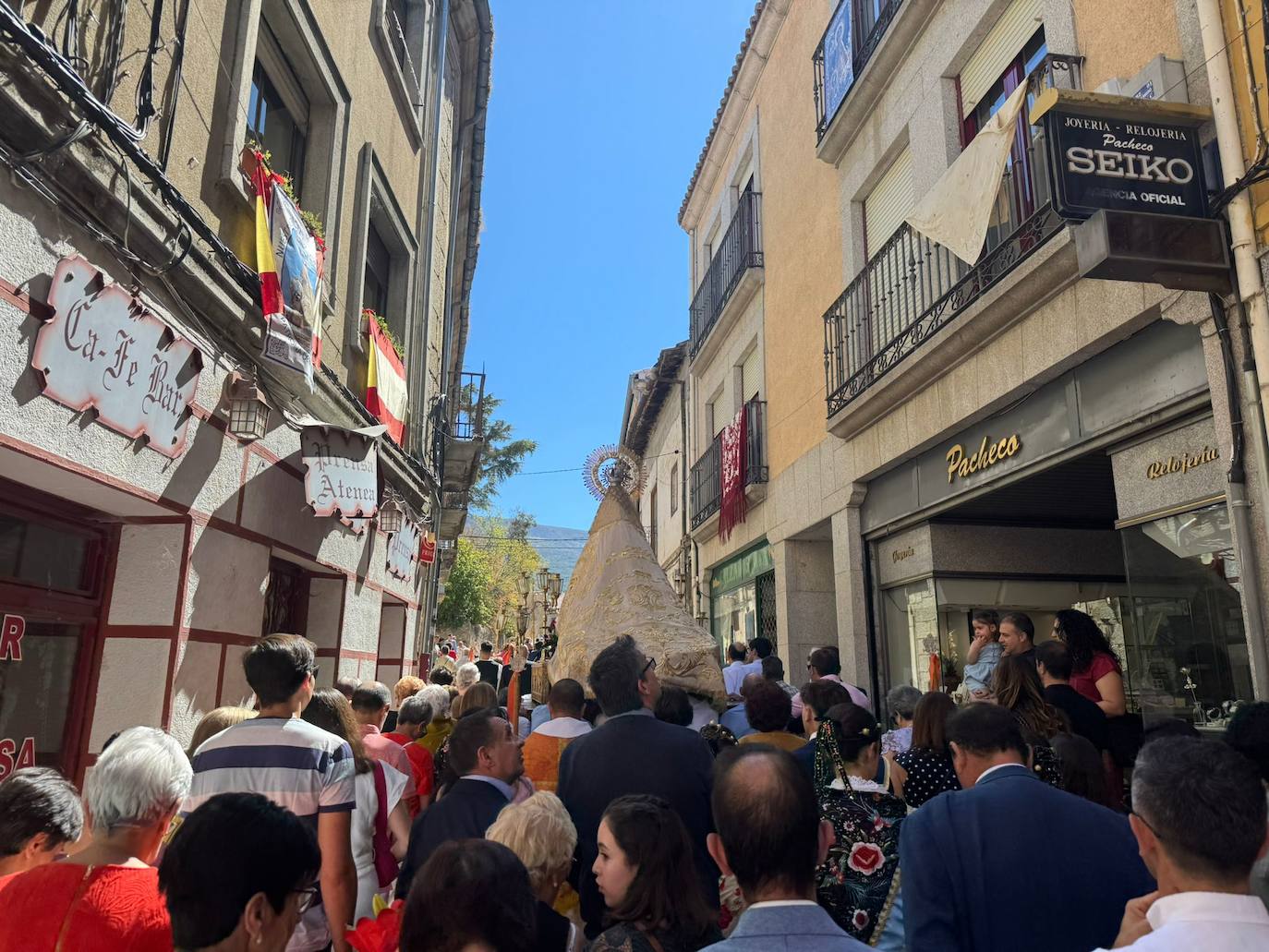 La Virgen de la Vega luce con esplendor en Piedrahita