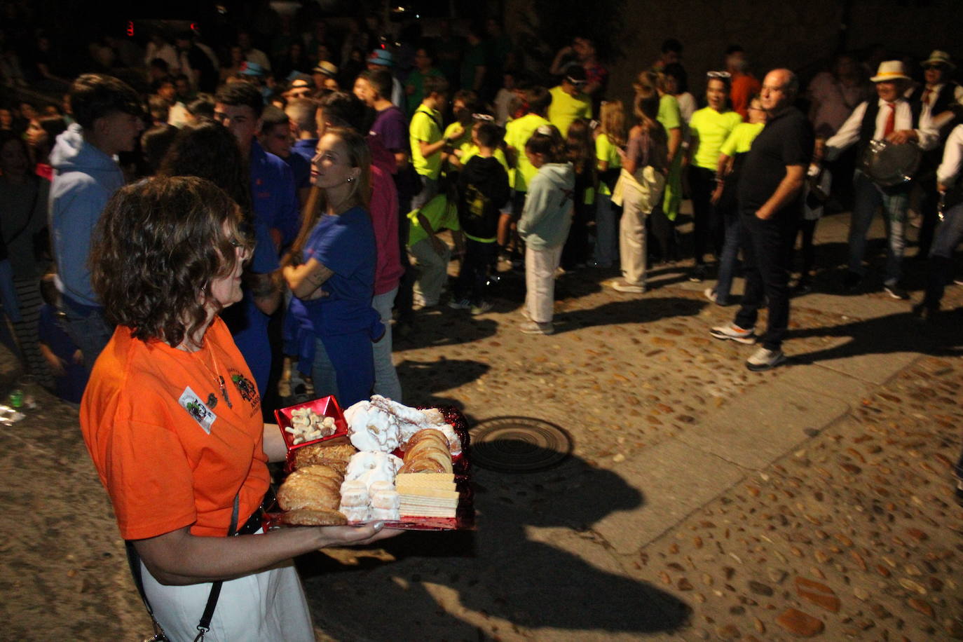 San Esteban de la Sierra celebra una intensa jornada de vísperas en honor al Cristo